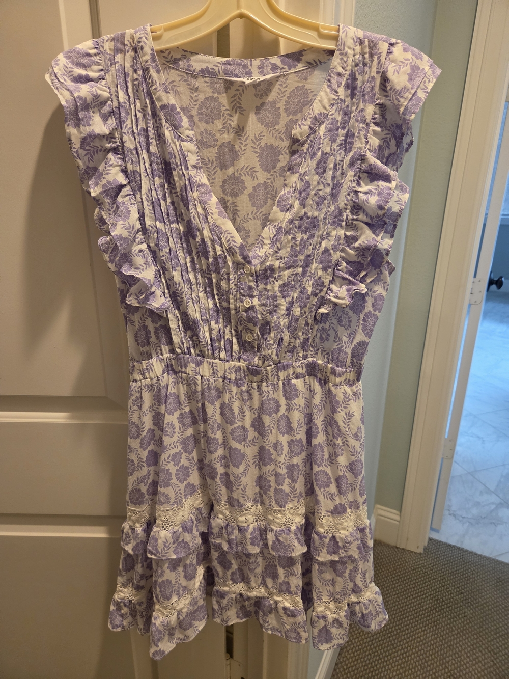 BB Dakota Steve Madden Lavender  Floral Sleeveless Ruffle Tiered Dress Sz Medium